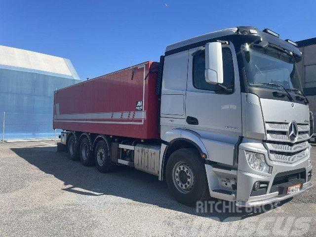 Mercedes-Benz Actros 3563 8x4/4 Chassis Cab trucks
