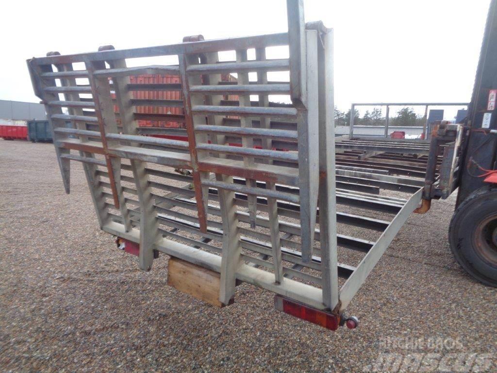  9,5 - 7,5 mtr knæklad med dobbelt rampe Platforms