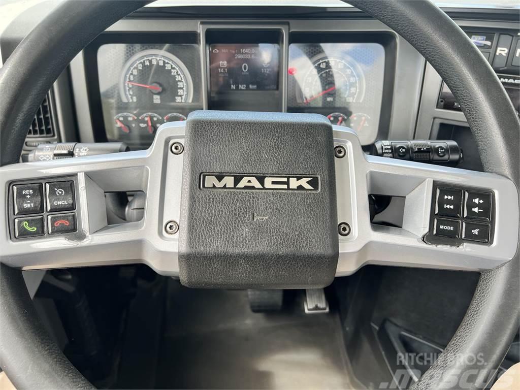Mack AN64T Truck Tractor Units