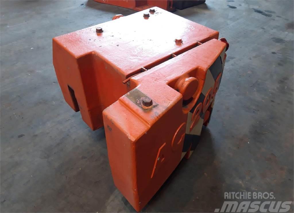 Terex Demag Demag AC 205 counterweight 2,4 ton right side (0.7 Crane spares & accessories