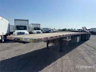 Reitnouer 53 ft T/A Flatbed Trailer