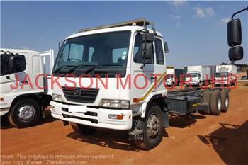 Nissan UD100, 6x2 TAG AXLE CHASSIS CAB