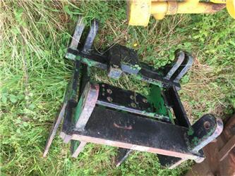  Tractor mounted front linkage frame