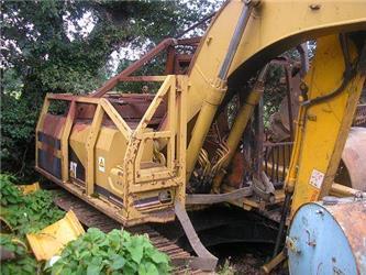 CAT 318BL EXCAVATOR (BURNT OUT) PARTS ONLY