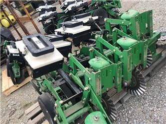 John Deere XP Row unit w/ No-tlll & smarbox insect
