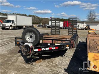 PJ TRAILERS 22 ft T/A