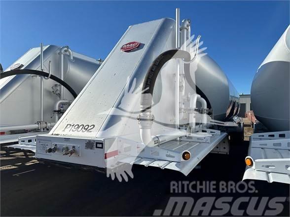 MAC TRAILER MFG 1050 CU FT MAC PNEUMATIC, 3 HOPPERS, 1 Tanker semi-trailers