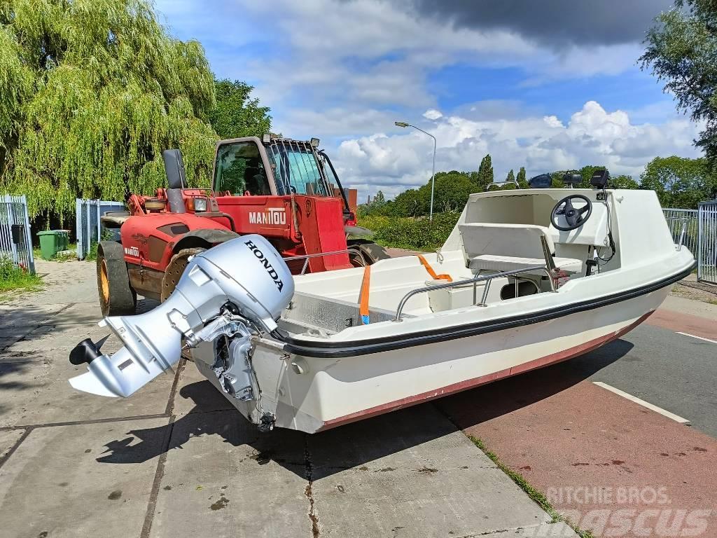  dell quay dory 17' boot boat vis + honda BF50 moto Other groundscare machines