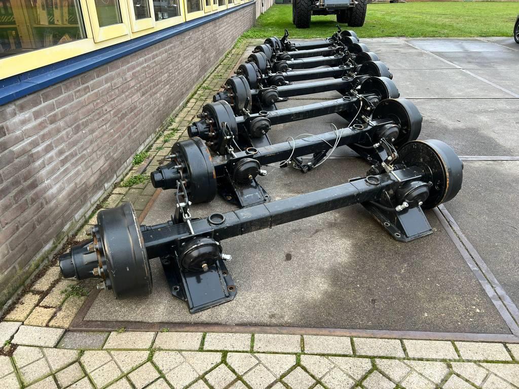  Colaert 8X agriculture axle 110 X 110 210X track w Chassis