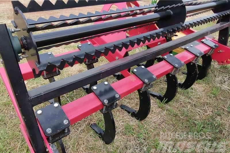  Other 11 Tine Chisel Plough With Roller Other trucks