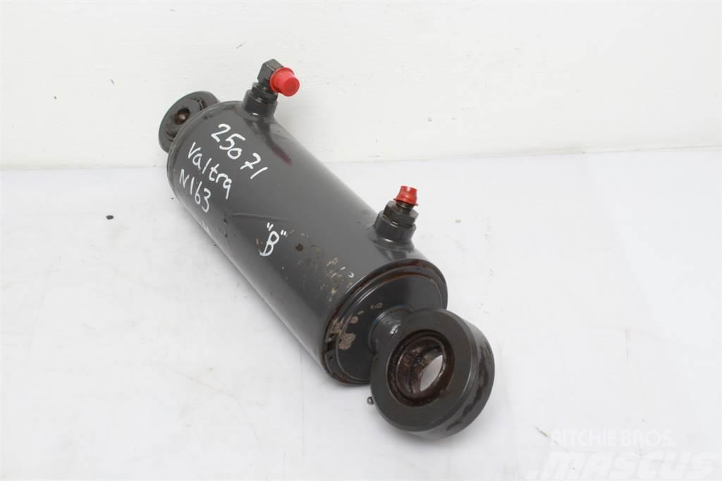 Valtra N163 Lift Cylinder Hydraulics