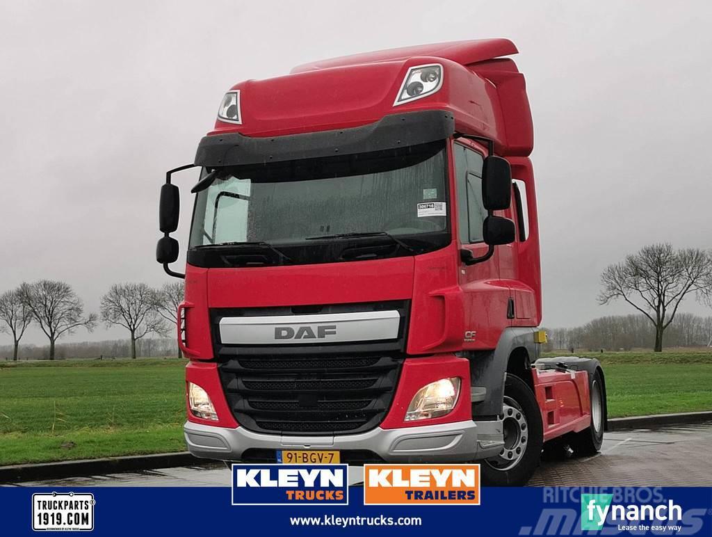 DAF CF 400 spacecab skirts Truck Tractor Units