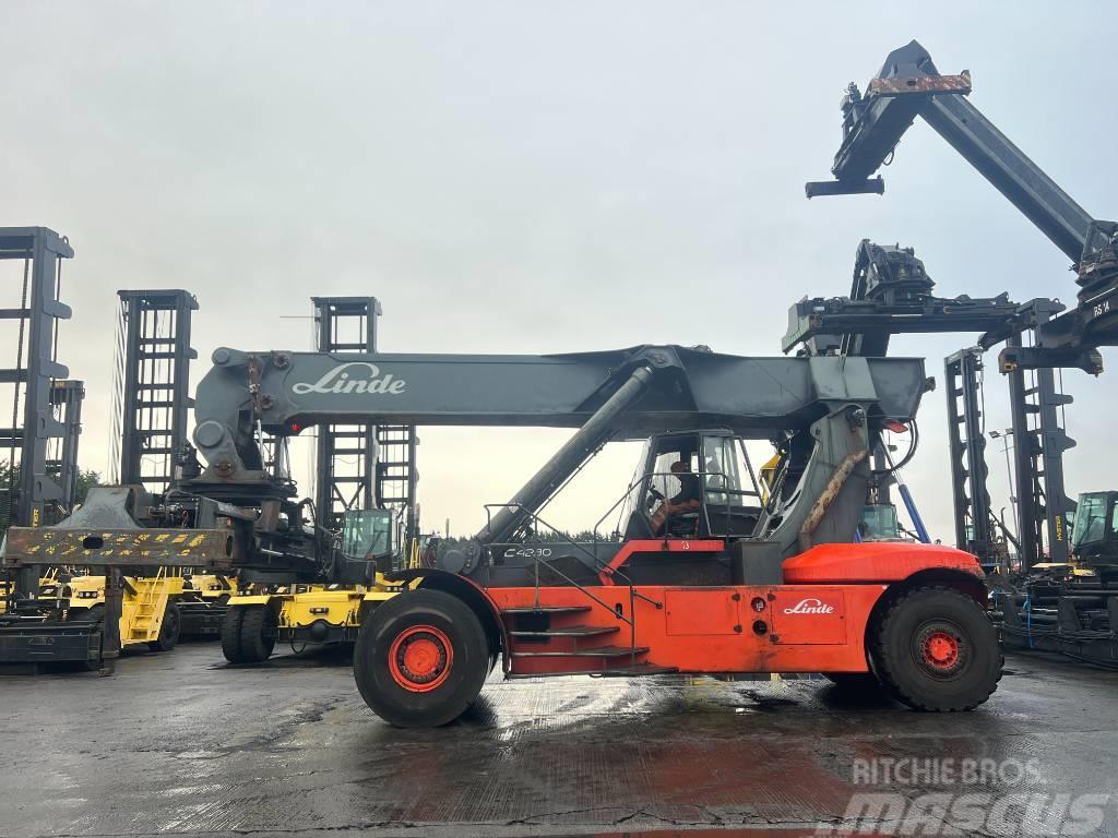 Linde C4230TL Reachstackers