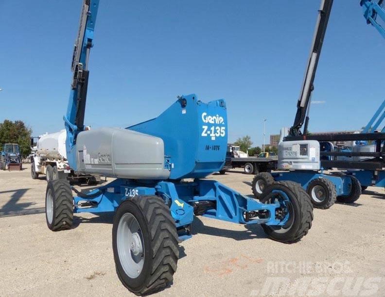Genie Z135 Articulated boom lifts