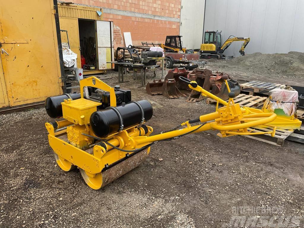 Bomag BW 65 S Twin drum rollers