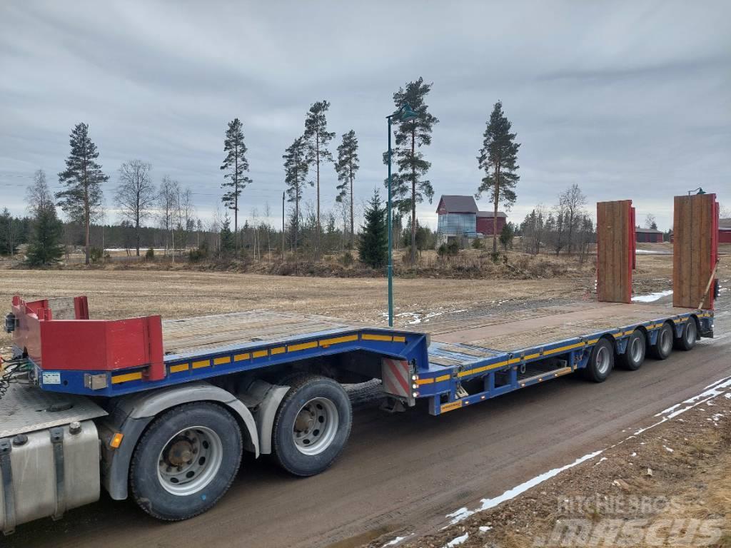 Faymonville Multimax STN-4AU Low loader-semi-trailers