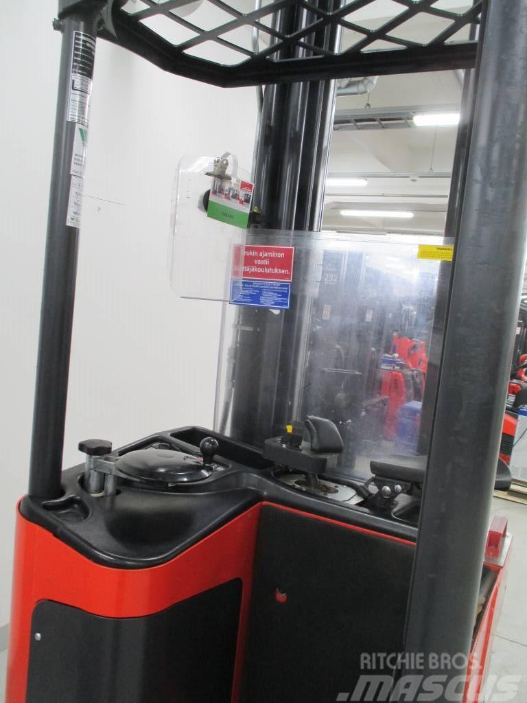 Linde L1600 ttfys Self propelled stackers