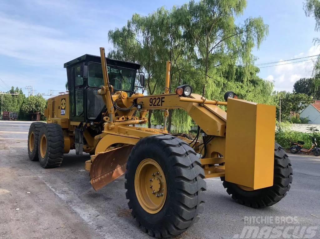 SEM 922F grader for middle east country use Graders