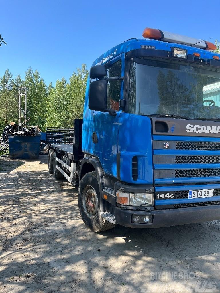 Scania koneenkuljetusauto 144 G Other trucks