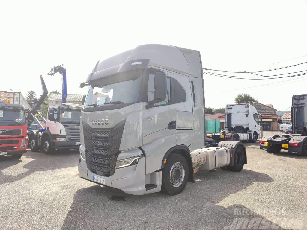 Iveco SWAY AS440S51T/P Truck Tractor Units