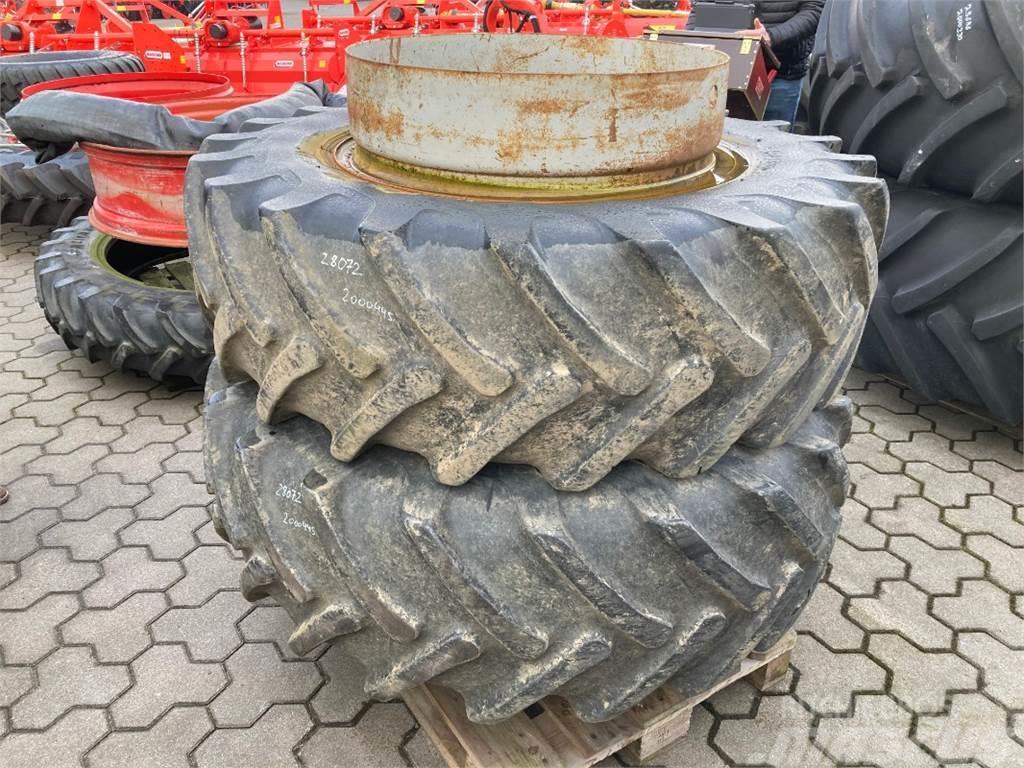 John Deere 2x Zwillingsräder Tyres, wheels and rims