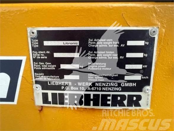 Liebherr LR853 Tracked cranes