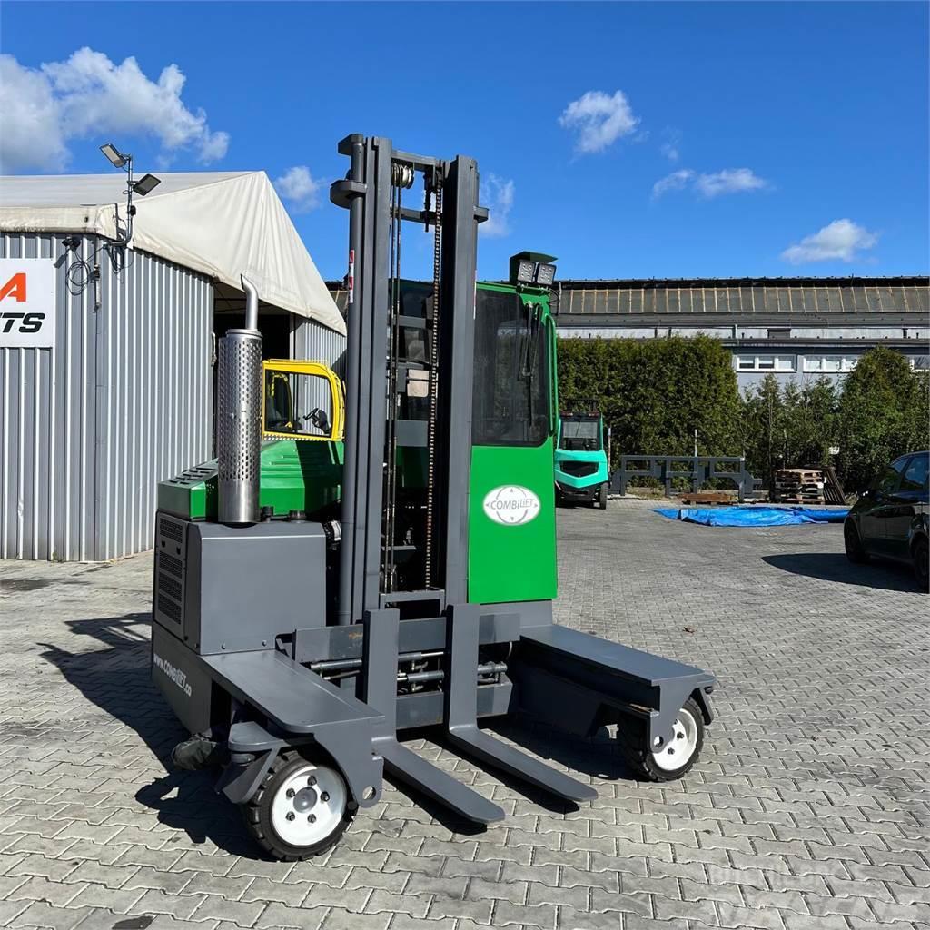Combilift C3000 Very Good Condition // Forks Positioner 4-way reach truck