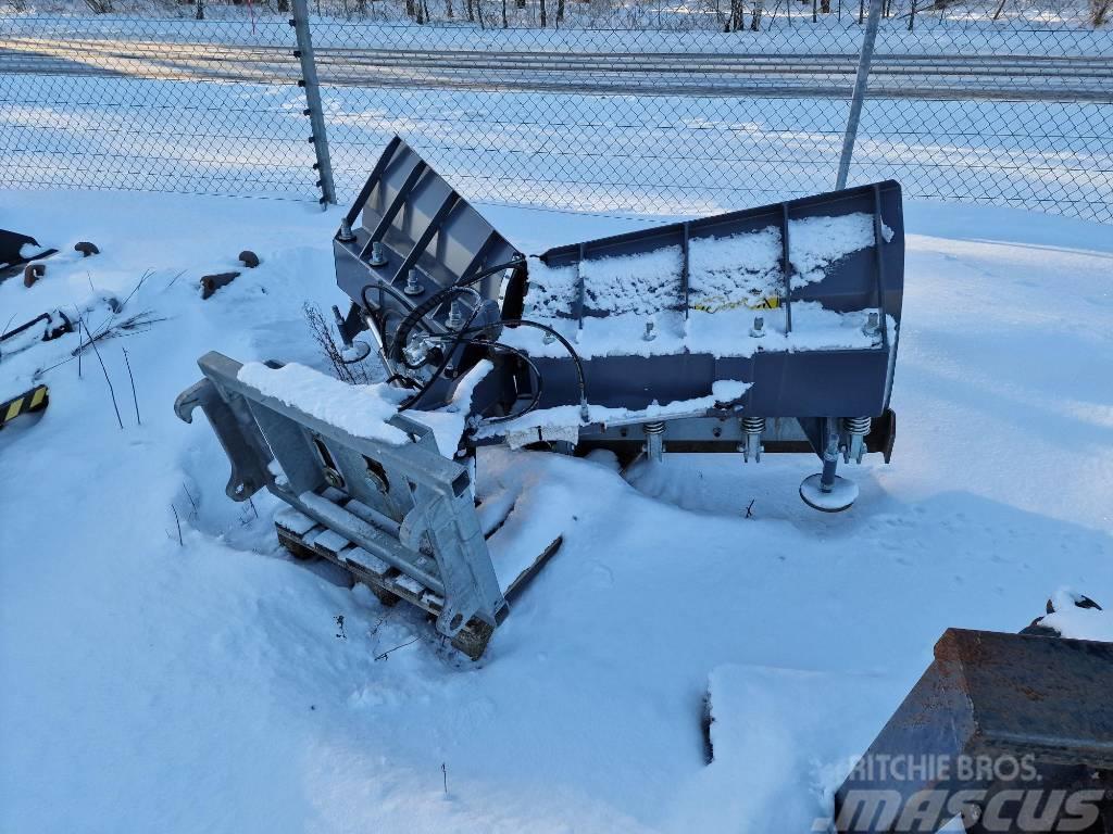 Siringe T2400 Snow blades and plows