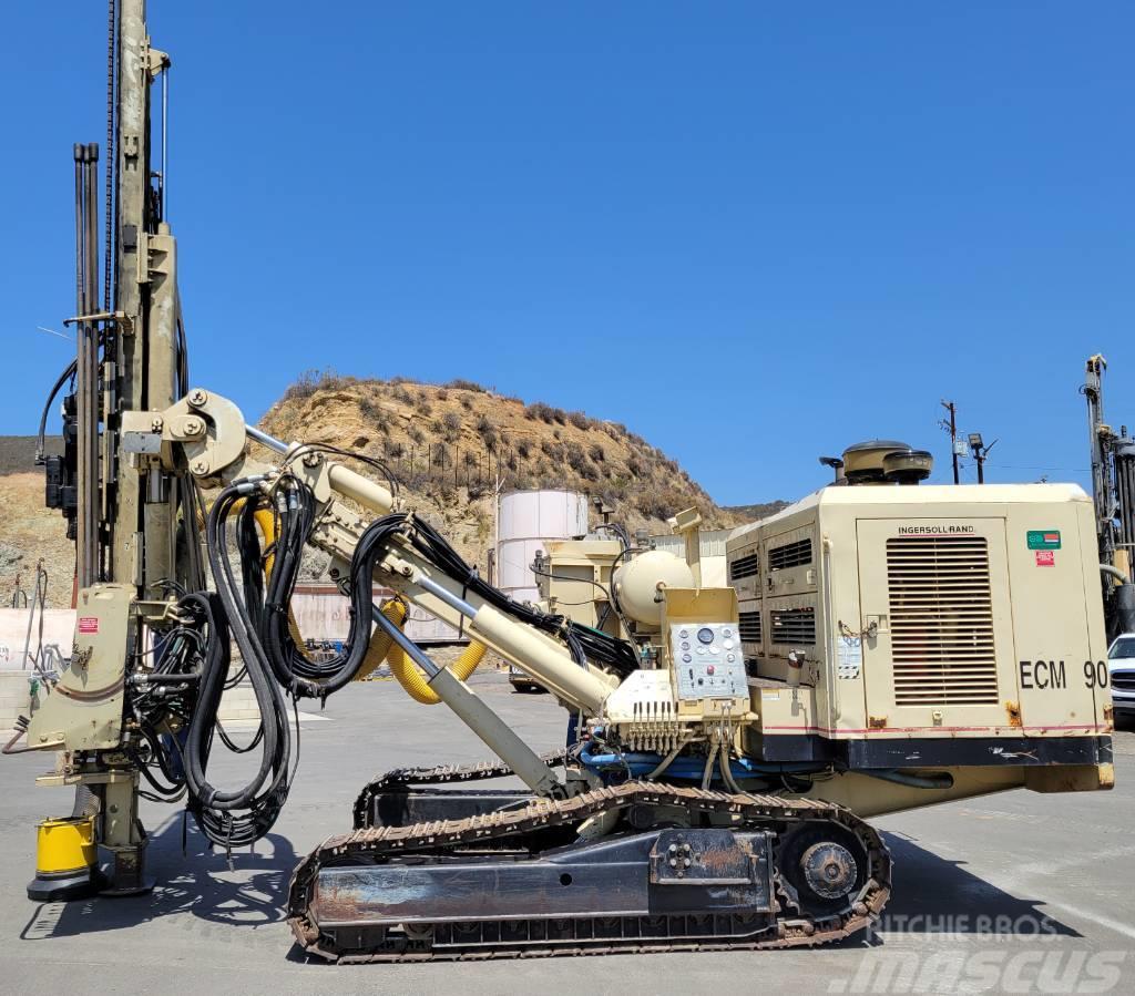 Atlas Copco ECM 490 Surface drill rigs