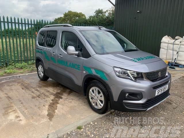 Peugeot Rifter WAV Emergency vehicles