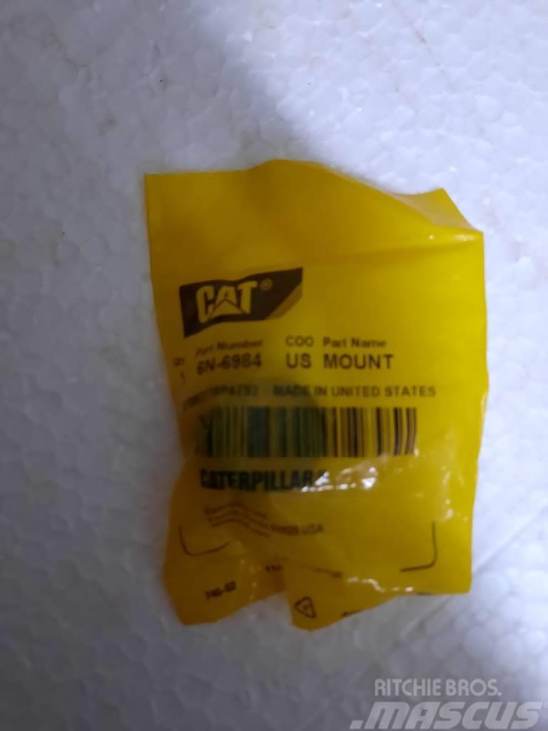  6N-6984 SUPPORT CAOUTCHOUC RADIA Caterpillar D8T Other components