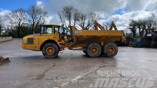 Volvo A 25 D Articulated Haulers