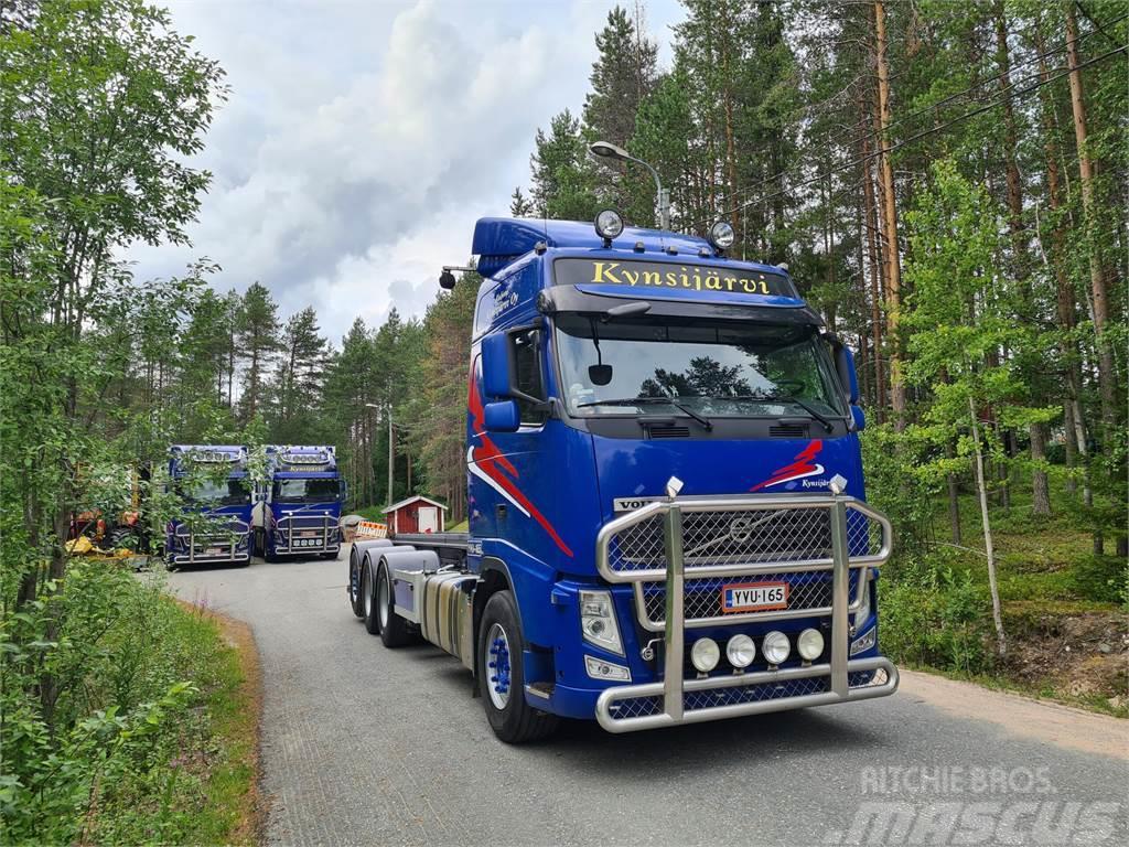 Volvo FH500 8x4 Tridem Demountable trucks