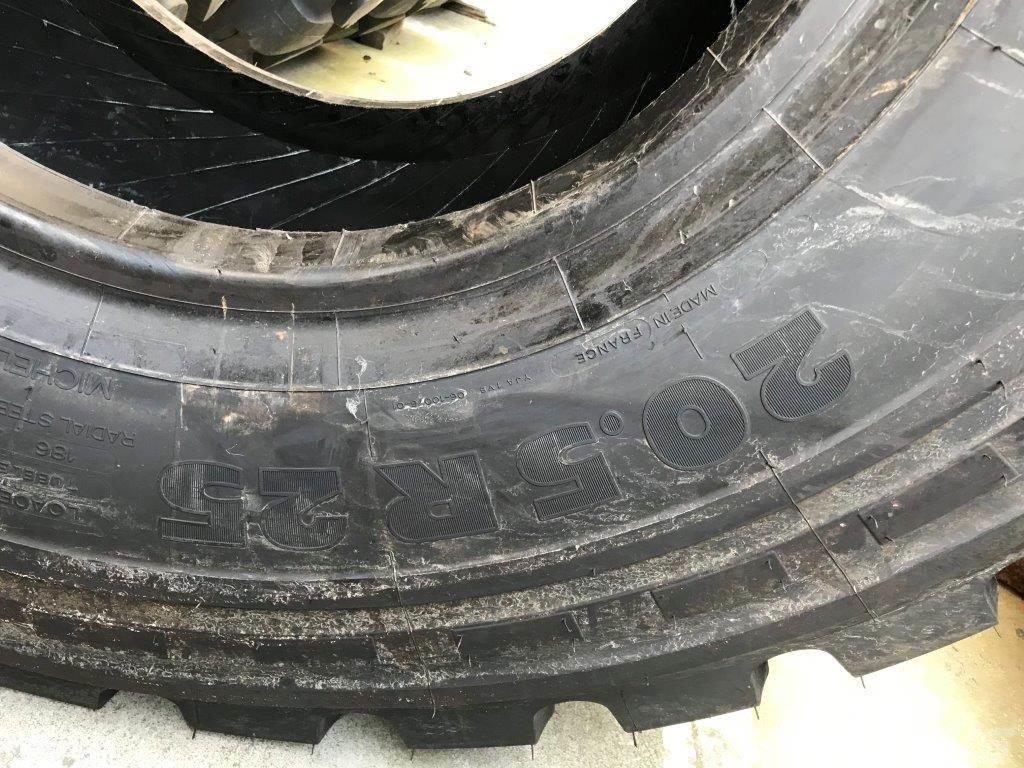 Michelin 20.5R25 XHA2 Tyres, wheels and rims