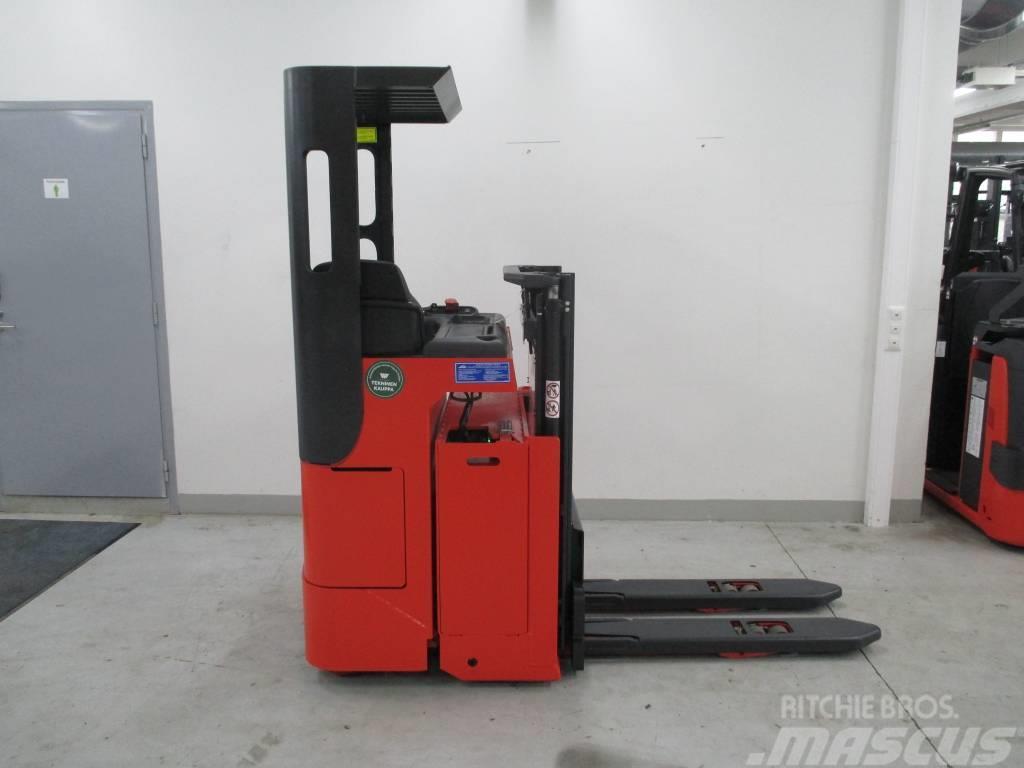 Linde L16R Self propelled stackers