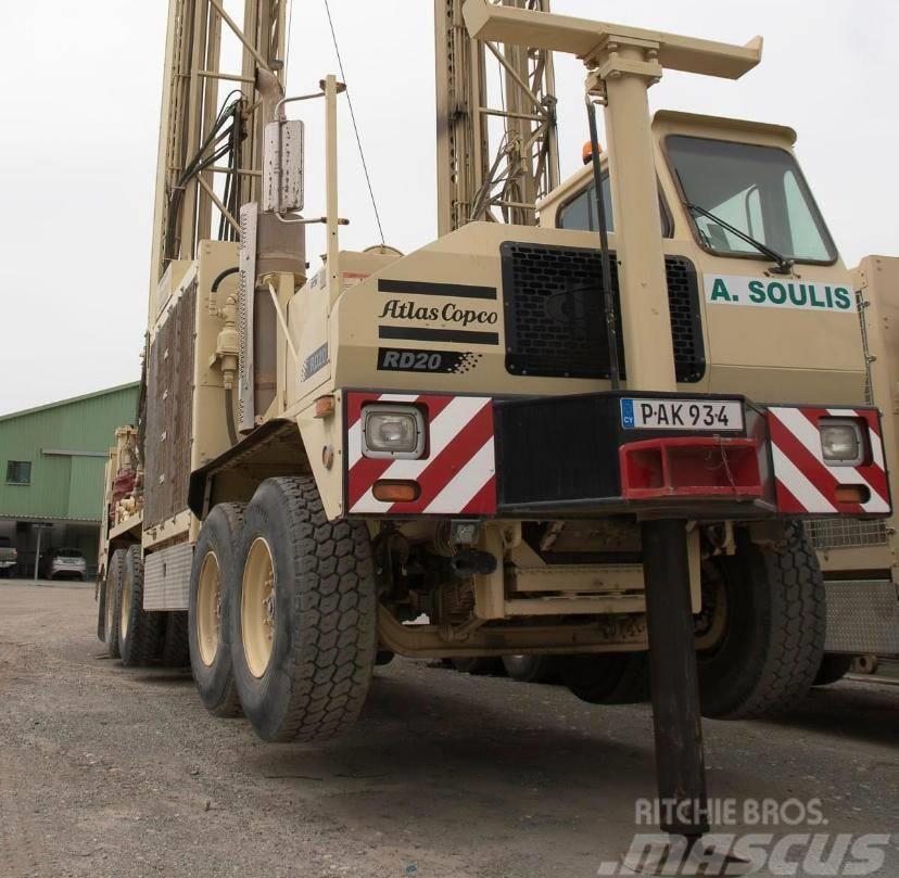 Atlas Copco RD 20 II Mobile drill rig trucks