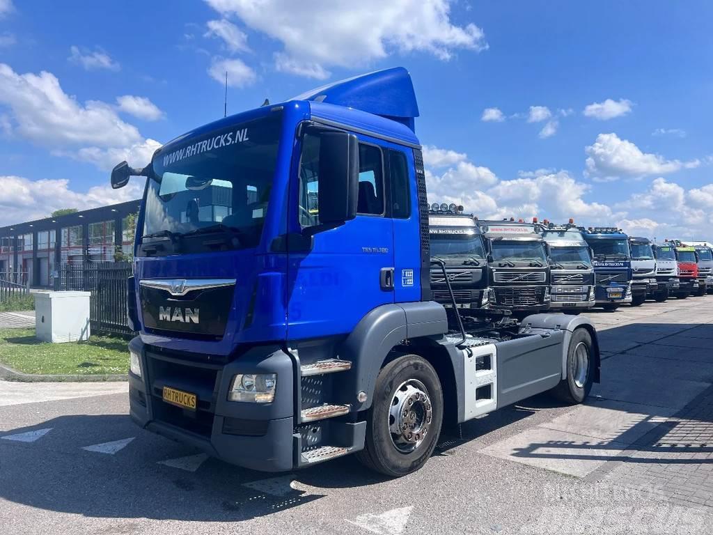 MAN TGS 18.320 4X2 EURO 6 - DAY CABINE - 430.805 KM Truck Tractor Units