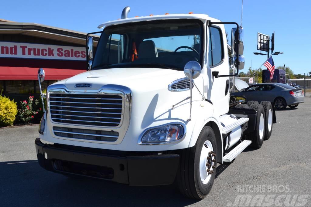 Freightliner Business Class M2 112 Truck Tractor Units