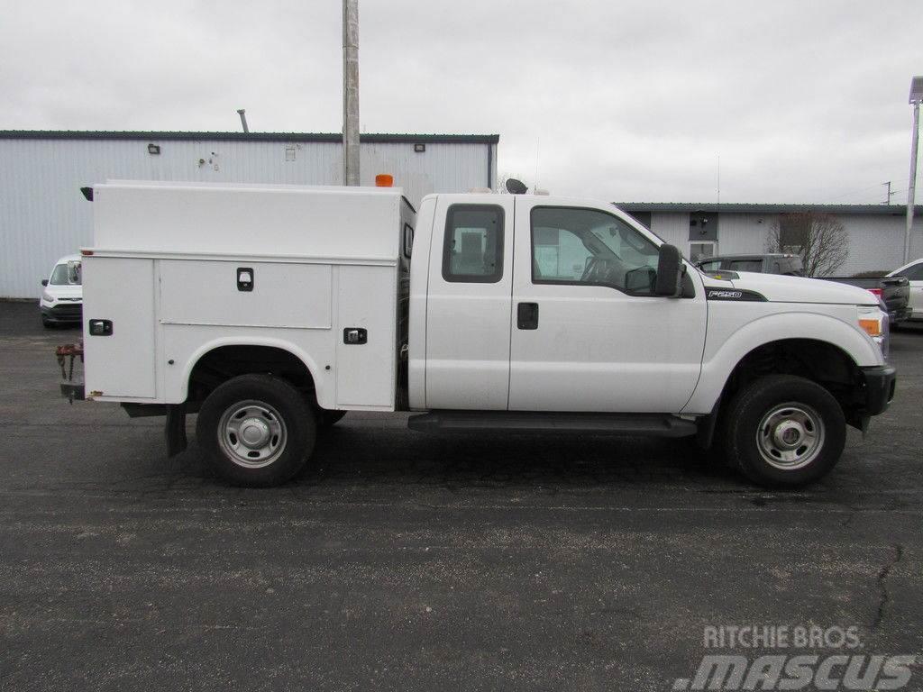 Ford Super Duty F-250 Recovery vehicles