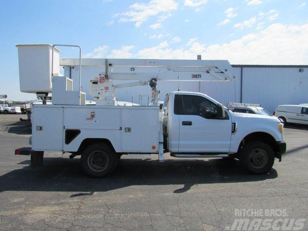 Ford Super Duty F-350 Truck mounted aerial platforms