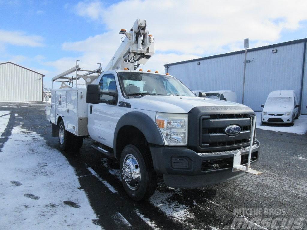 Ford Super Duty F-450 DRW Truck mounted aerial platforms