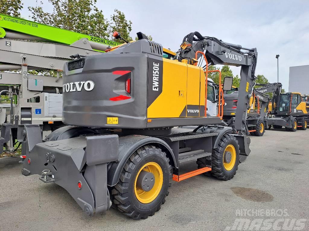 Volvo EWR150E Wheeled excavators