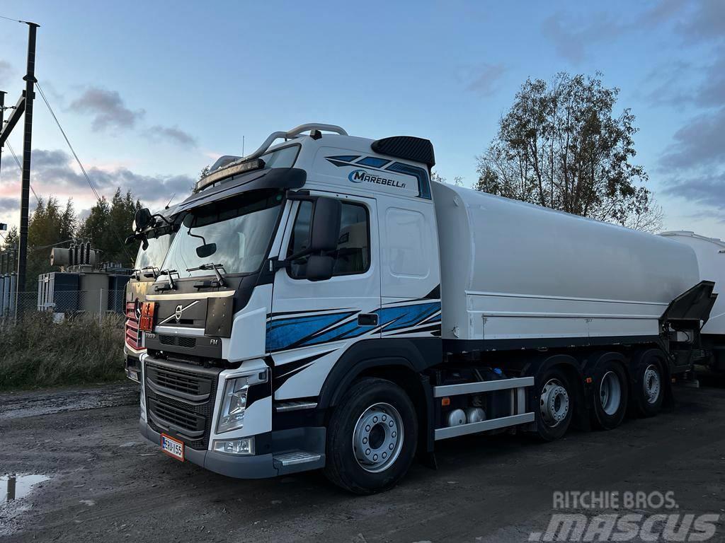 Volvo FM 500 Tanker trucks