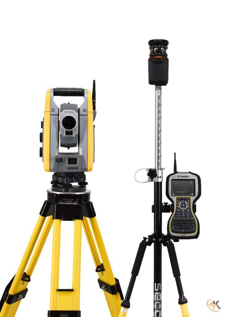 Trimble S6 5" DR+ Robotic Total Station w/ TSC3 & Access Other components