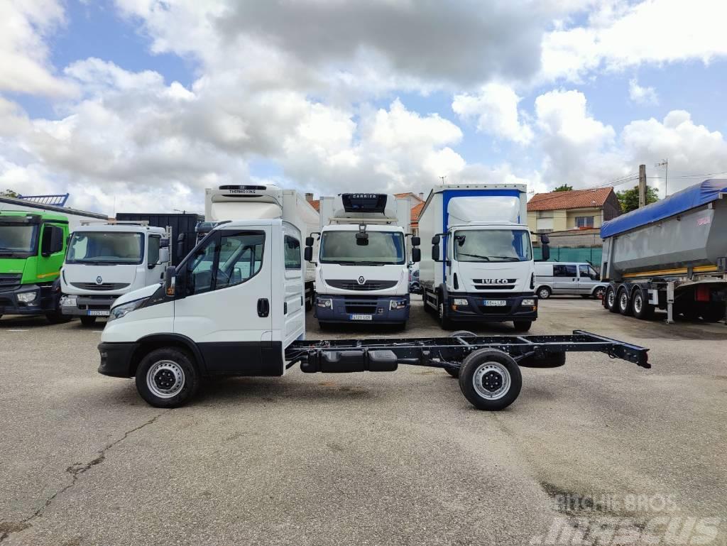 Iveco DAILY 35S16 Chassis Cab trucks