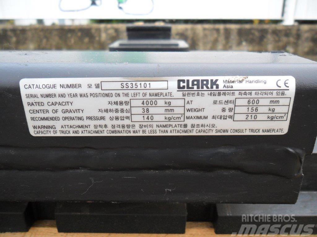 Clark Seitenschieber FEM3 - 1350mm Forks