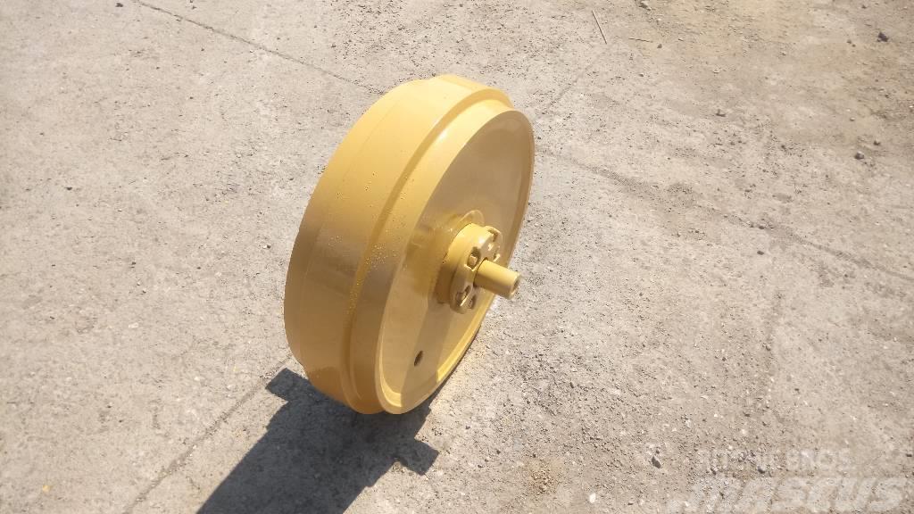 Idler (Τεμπέλης) for Caterpillar D6M Tracks, chains and undercarriage