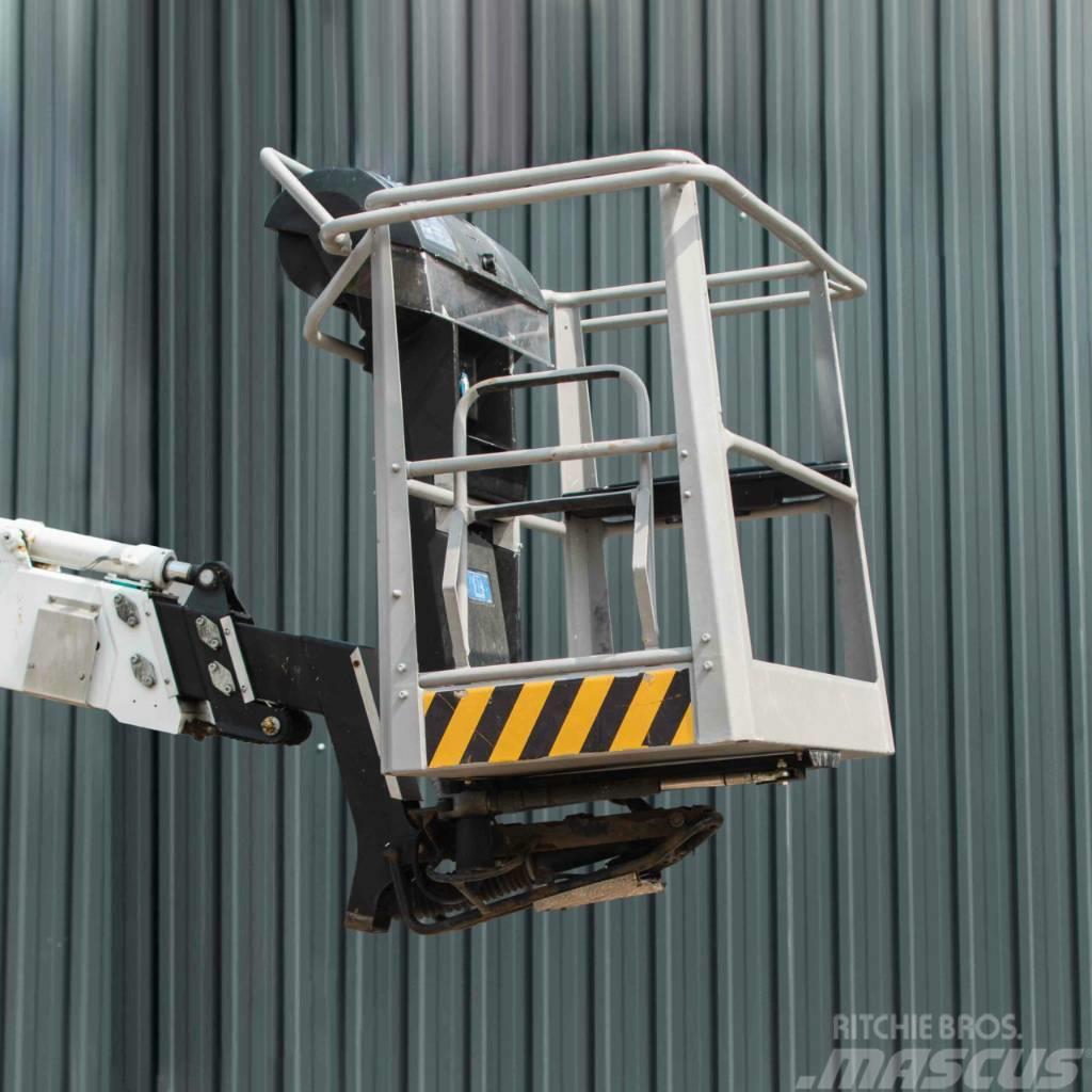 Dino 160XT Dinolift Anhängerbühne / Arbeitsbühne Trailer mounted aerial platforms