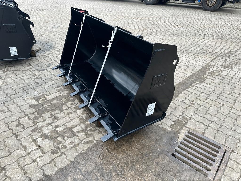 CAT BUCKET 0.9 M3  / NEW / UNUSED for CAT 906 Loader TLB's