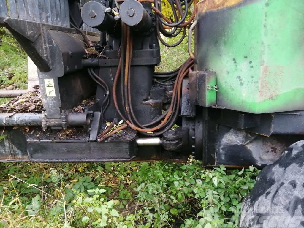 John Deere 1410 D breaking for parts Other components